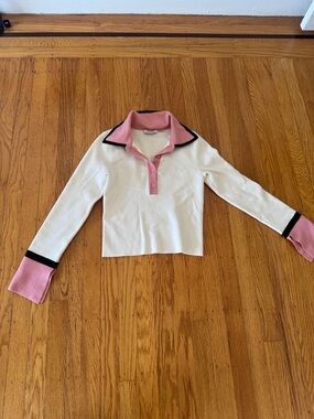 Very cute Alice and Olivia sweater